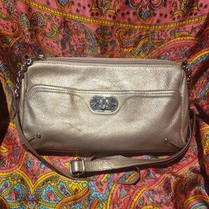 Isaac Mizrahi pewter silver genuine leather shoulder bag purse